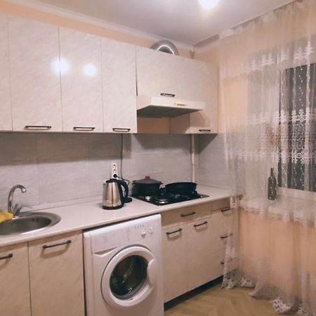 Apartament 2 Комн Квартира На Новой Площади Ałma Ata Zewnętrze zdjęcie