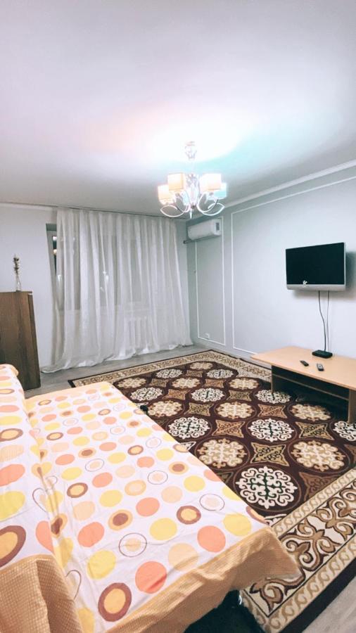 Apartament 2 Комн Квартира На Новой Площади Ałma Ata Zewnętrze zdjęcie